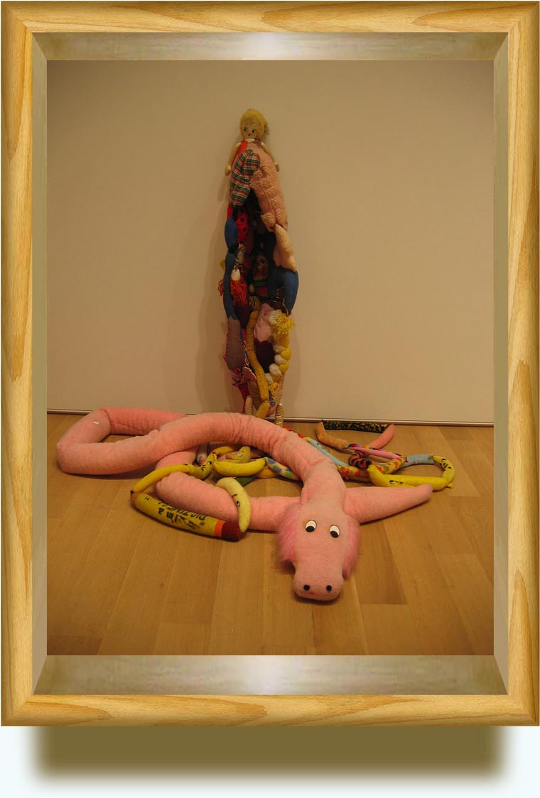 Mike Kelley (b. 1954 in Detroit, Michigan; d. 2012 in Los Angeles). Eviscerated Corpse. 1989. Found stuffed cloth toys. 167.64×198.12×292.10 cm. Dimensions vary with installation. Art Institute Of Chicago.