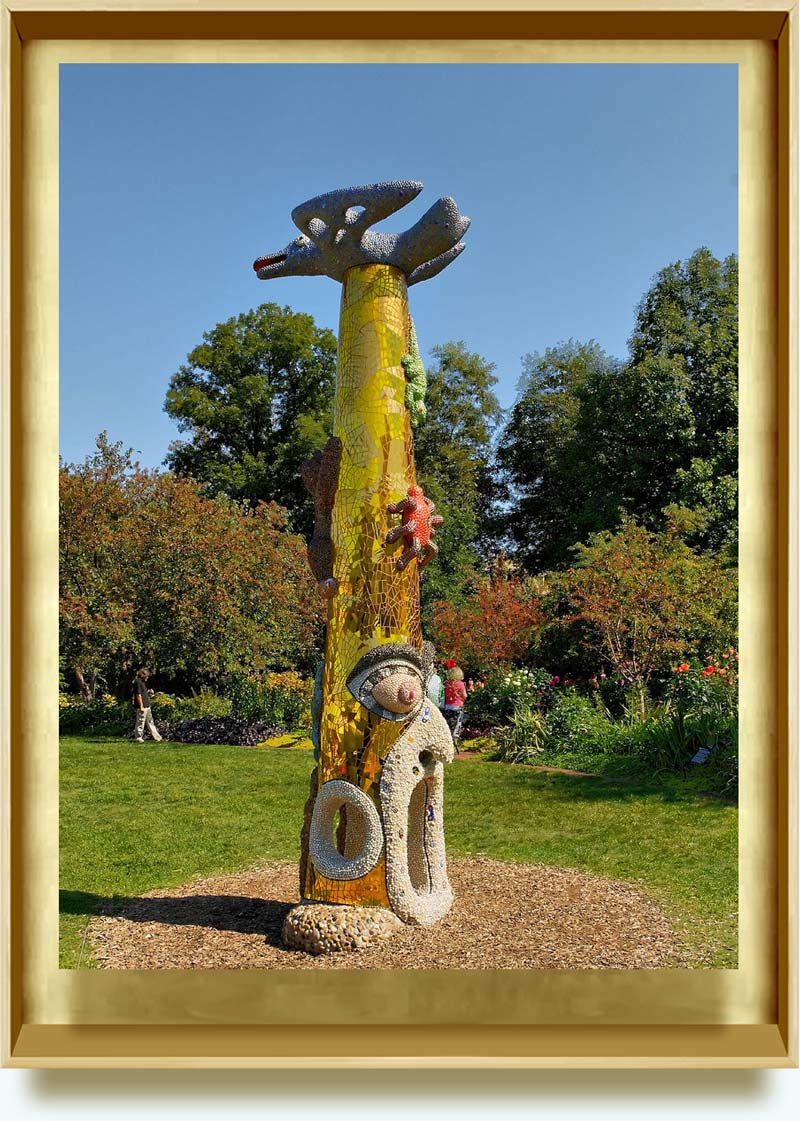 Niki de Saint Phalle, christened Catherine-Marie-Agnès Fal de Saint Phalle (1930–2002). Totem. Piece from Queen Califa’s Magical Circle by Niki de Saint Phalle. Located in Rancho Bernardo, San Diego, CA, US. http://www.flickr.com/photos/dansphotoart/2907979867/