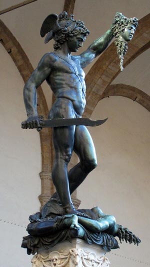 Perseo con la cabeza de medusa. Benvenuto Cellini. Plaza de la Señora, Florencia. 519 cm Escultura, Bronce. 1554.