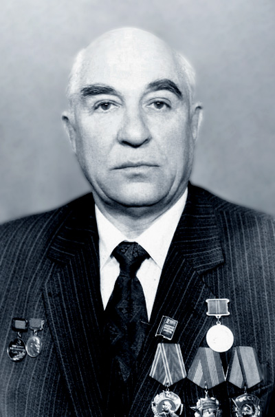 Сигаев С.Ф. (1918–1993). 1967–1972 гг. начальник КБ Машиностроения. 1972–1975 гг. начальник второго Главного управления Министерства общего машиностроения СССР. 1975–1987 гг. генеральный директор ПО «Искра». Лауреат Ленинской премии (1984 г)